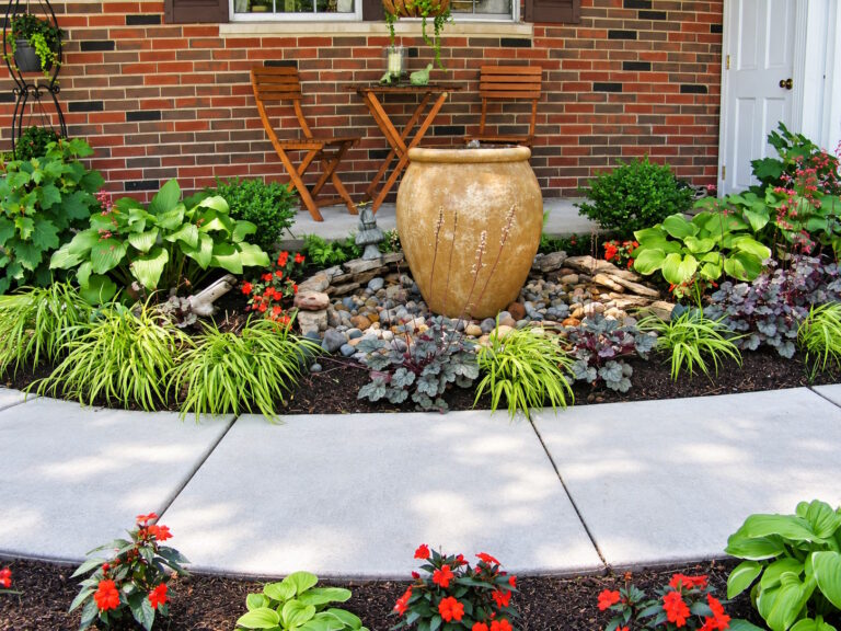 Decorative outdoor fountain